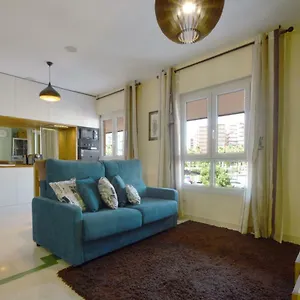 Moderno Apartamento Frente A La Playa Y El Centro Apartamento